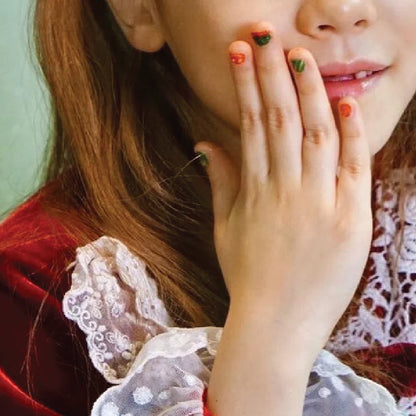 Cube Nail Holly Pop