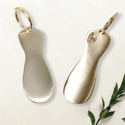 Mosim Portable Shoehorn (M) - Portable Keychain, Gift Keyring, Brass Bowl Material