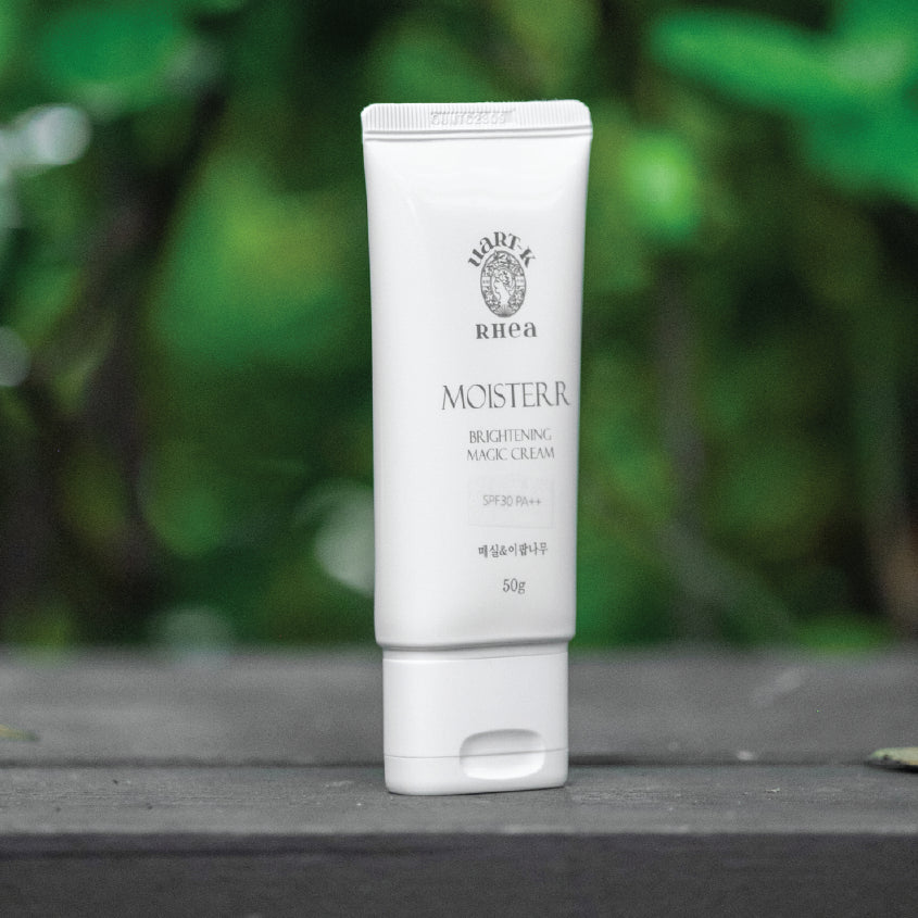 MOISTERR  BRIGHTENING MAGIC CREAM