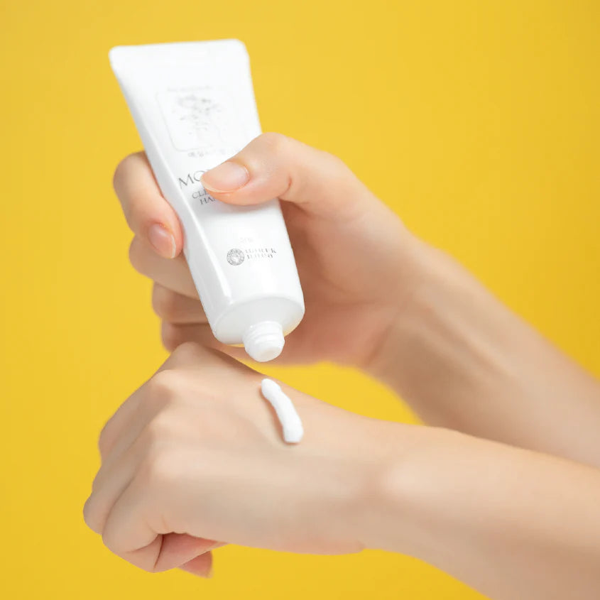 MOISTERR CLEAN PERFUME HAND LOTION