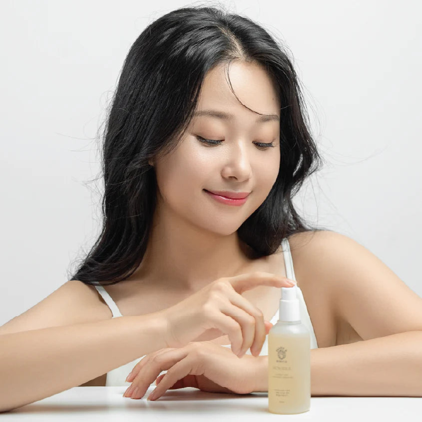 MOISTERR  DOUBLE LAYER  MOISTURISING SERUM MIST